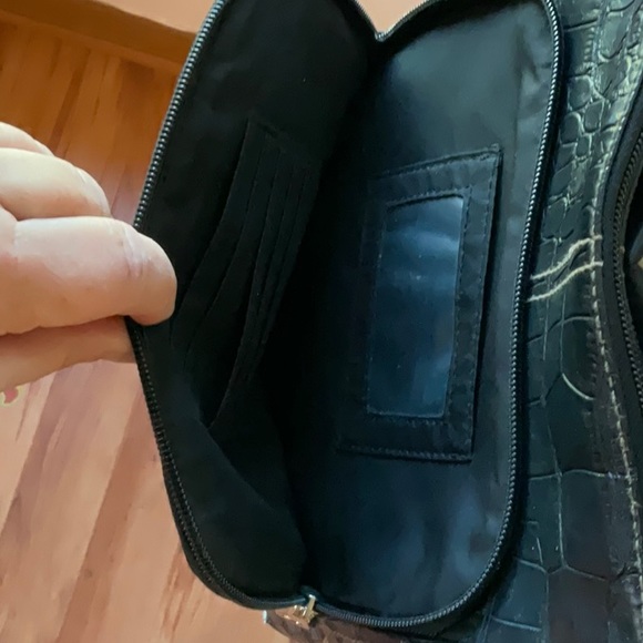 Relic by Fossil black croc embossed design - Picture 7 of 8